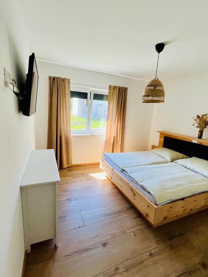 Reizender Bungalow - Mit 120Qm - In Ruhiger Lage Hermagor-Pressegger See Eksteriør bilde