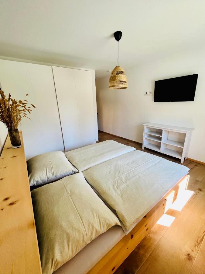 Reizender Bungalow - Mit 120Qm - In Ruhiger Lage Hermagor-Pressegger See Eksteriør bilde